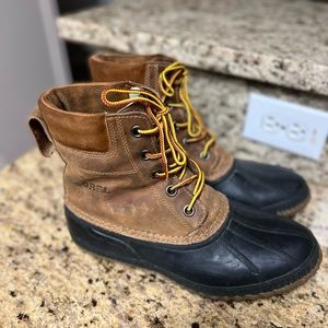 Mens size 10.5 Sorel Boots. Waterproof